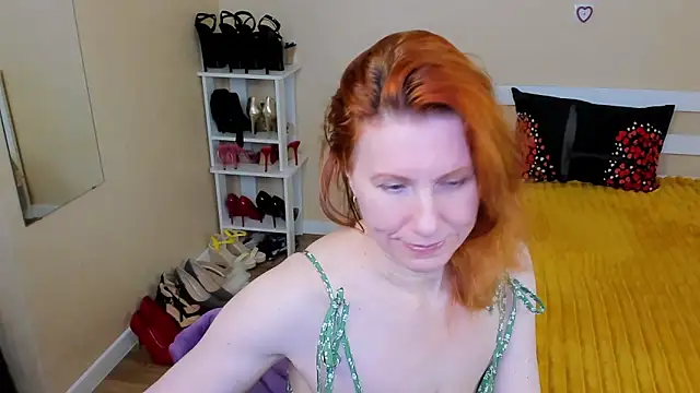 FoxySophia live
