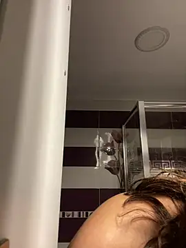 Emma_roqueen live