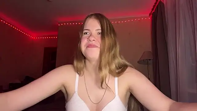 Amy_Maev live