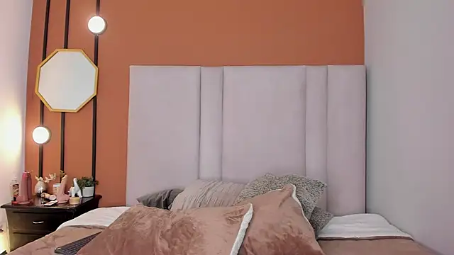 Mia_boobs24 live