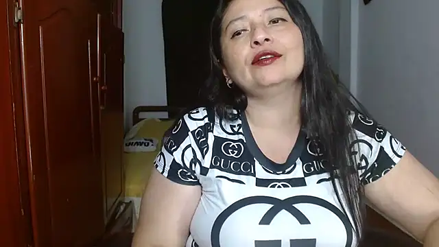 Victoriaevans1 live