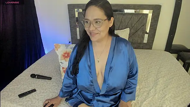 Laurasofia01 live