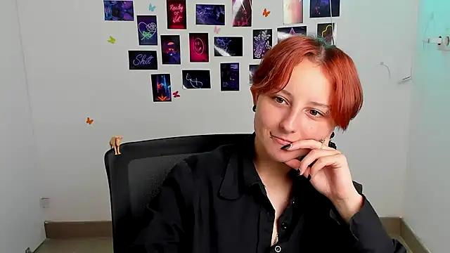 Dilara_Kiss_ live