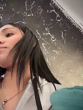 Isabella-Teen live