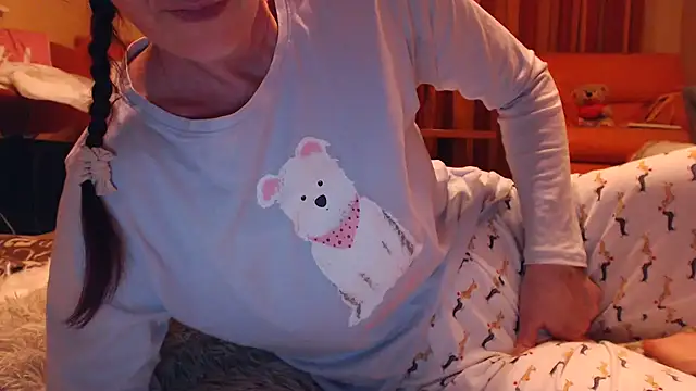LovelyAndraGirl live