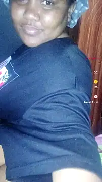 ChubbyMidgetxxx19 live