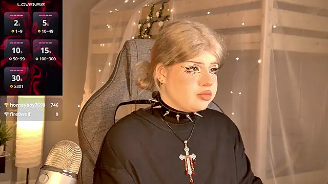 LilithNlsn live