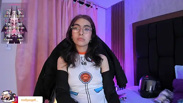Molly_A live