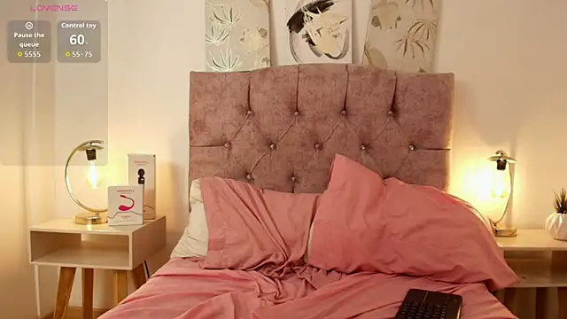 VictoriaLux_ live