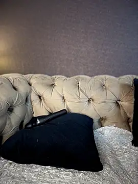valentina_ruizz live