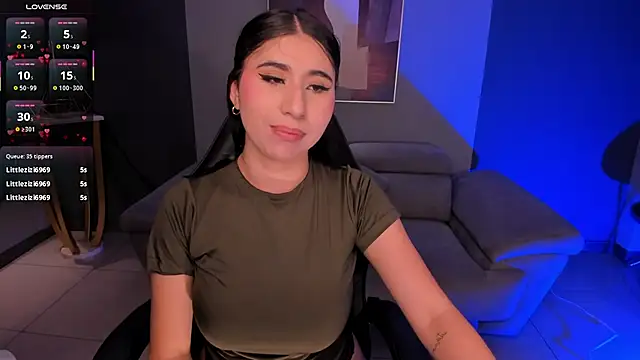 MayaMoretti_ live
