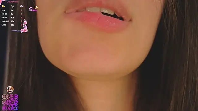 EmmyNoel live