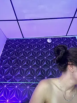 MelanyyJhonson15 live