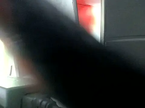 Mia_davis01 live