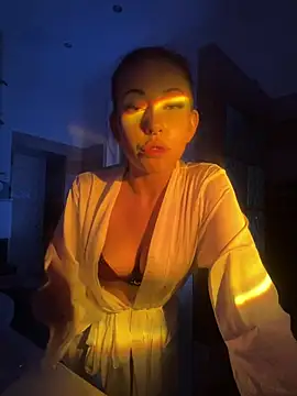 ChristySummeer live