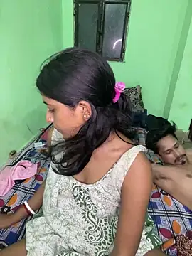 hot-couple-0 live