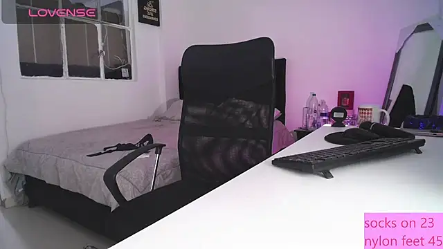 Estefany777 live