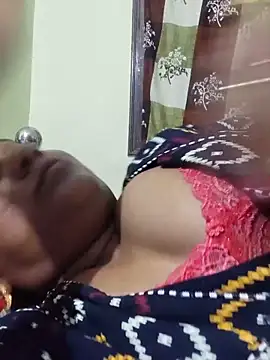 yamini1431 live