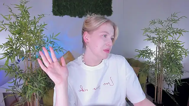 Colleen_Blake live