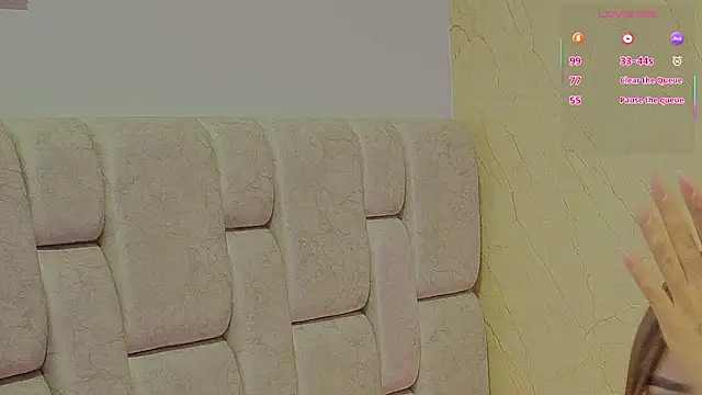 Naomilaurent live