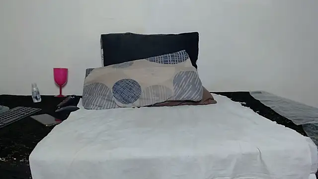 CaramelBaddie16 live