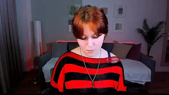 MiaLacrice live