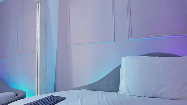 annie_blair_ live