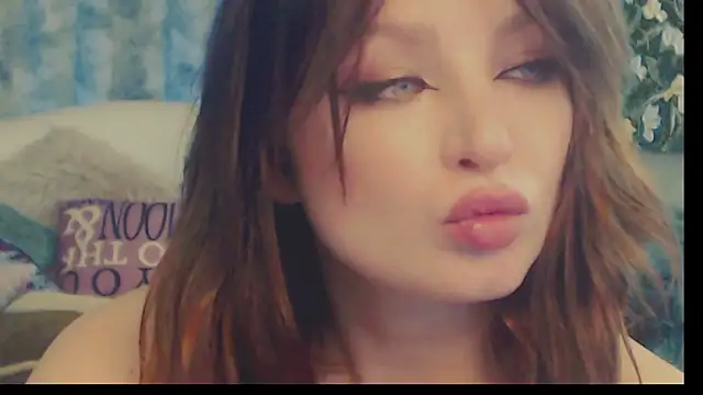 BritneyBarker live