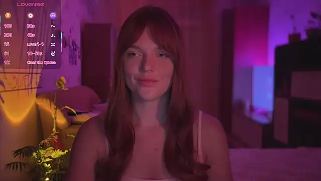CherryRed_Girl live