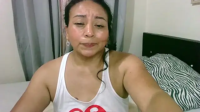 zaray_bella live