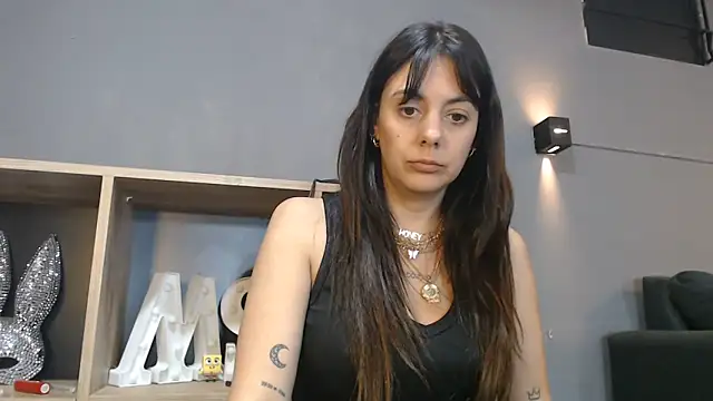 Mickyta live