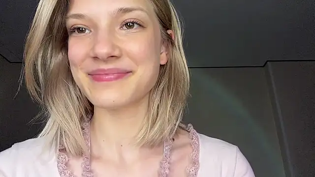 Carolini_i live