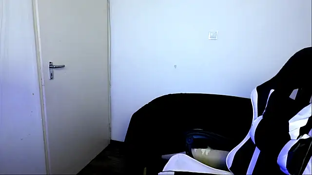 ShyHotNerd live