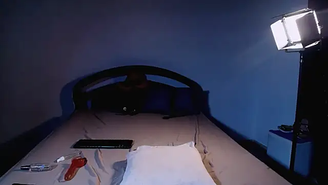Andreabigboobs23 live
