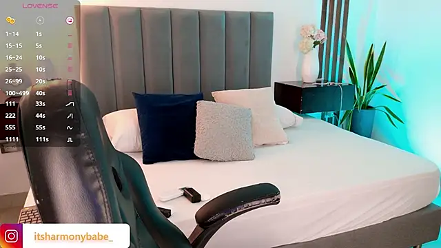 Harmonybabe_ live