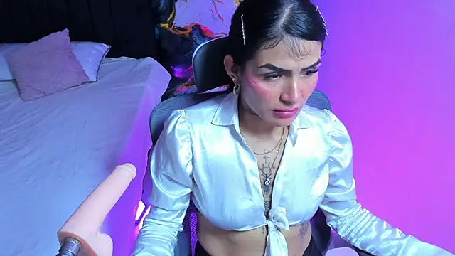 Alanna_Wild live