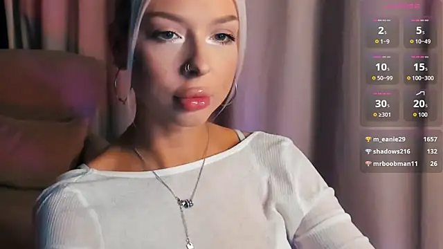 Alaska_Lane live