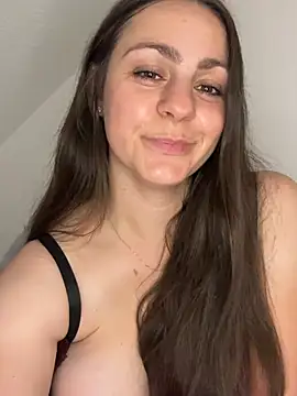 Loella-Rose live