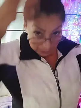 LaInsaciableIntensa live
