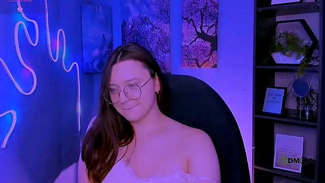 nymira live