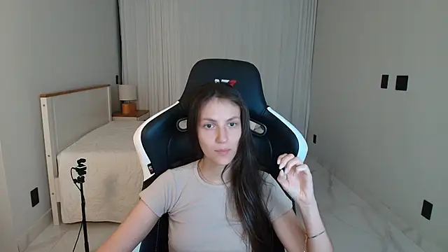 upssnowy live