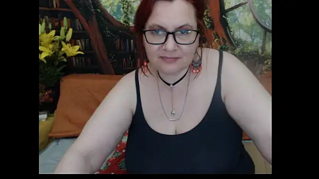 PlayfullMature live