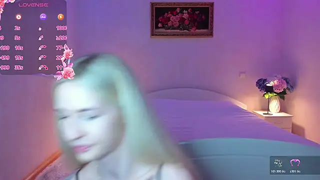Julie_Blaze live