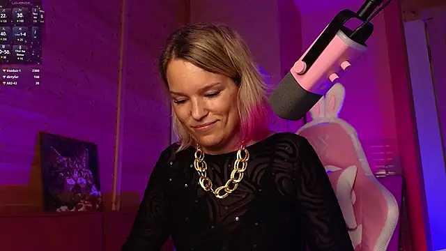 Lady_Shine live