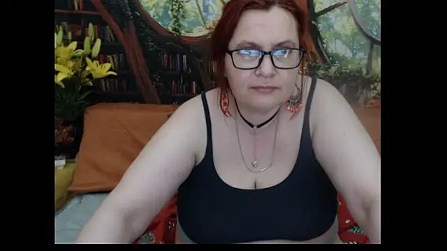 PlayfullMature live