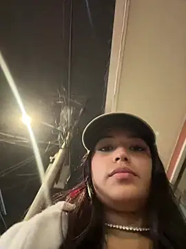 KatianPierce live