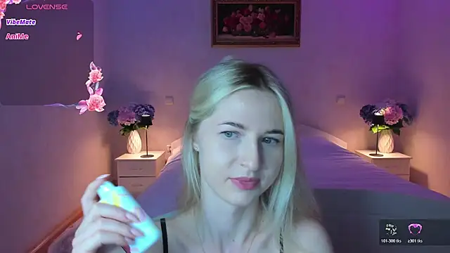 Julie_Blaze live