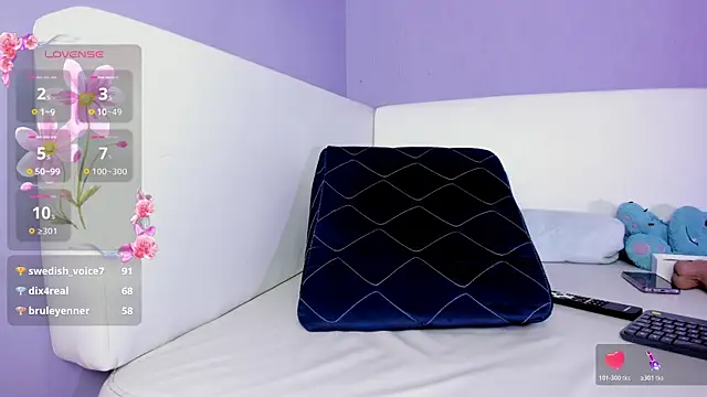 Allison_Peach live
