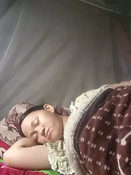 Hala-tia live