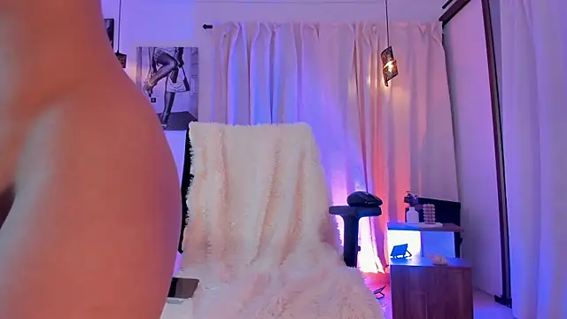 IsabellaLux_ live